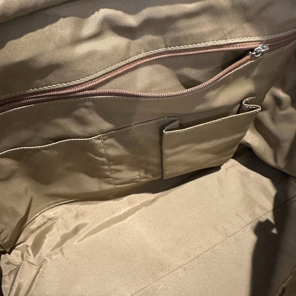 Authentic white pebble leather Coach shoulder/tote bag - Picture 12 of 15